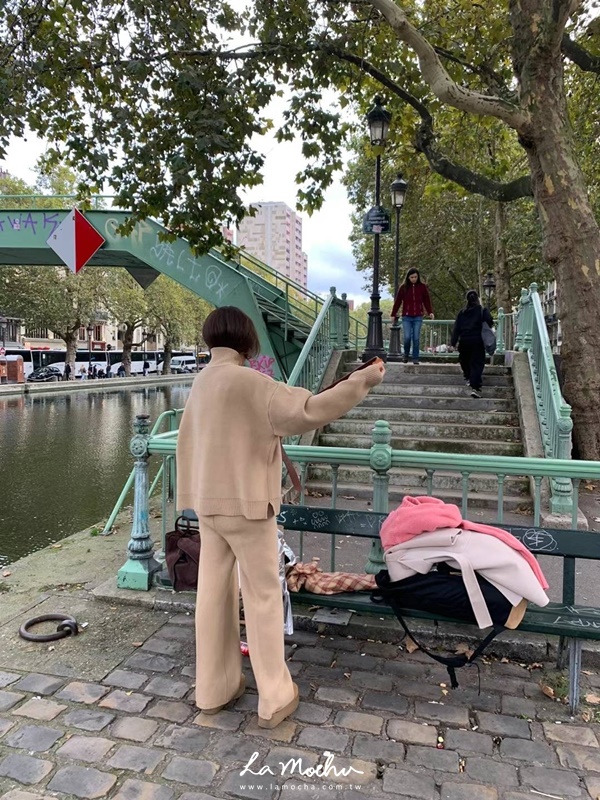 慵懶高領上衣+抽繩休閒褲羊毛SET